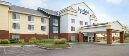 Fairfield Inn & Suites Exterior