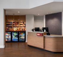 TownePlace Suites Phoenix/Chandler Lobby