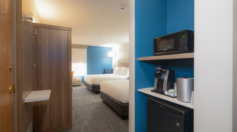 <b>Holiday Inn Express & Suites Minnetonka Room</b>. Images powered by <a href="https://www.leonardoworldwide.com/" title="Leonardo Worldwide" target="_blank">Leonardo</a>.