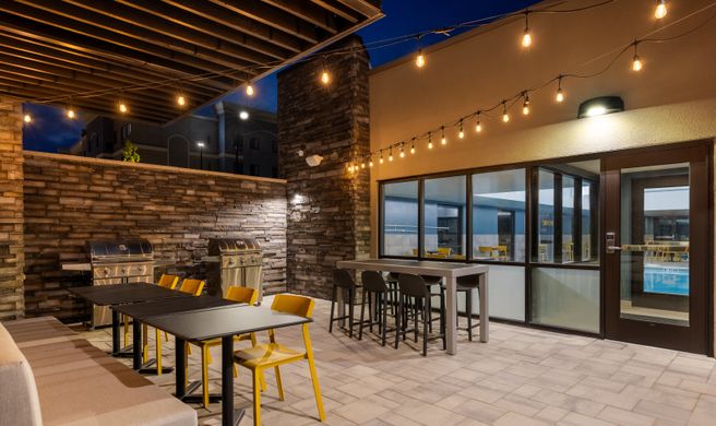 Home2 Suites by Hilton Ames Exterior