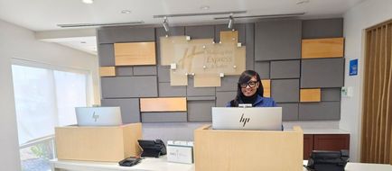 Holiday Inn Express-Suites O'Hare Arpt Exterior