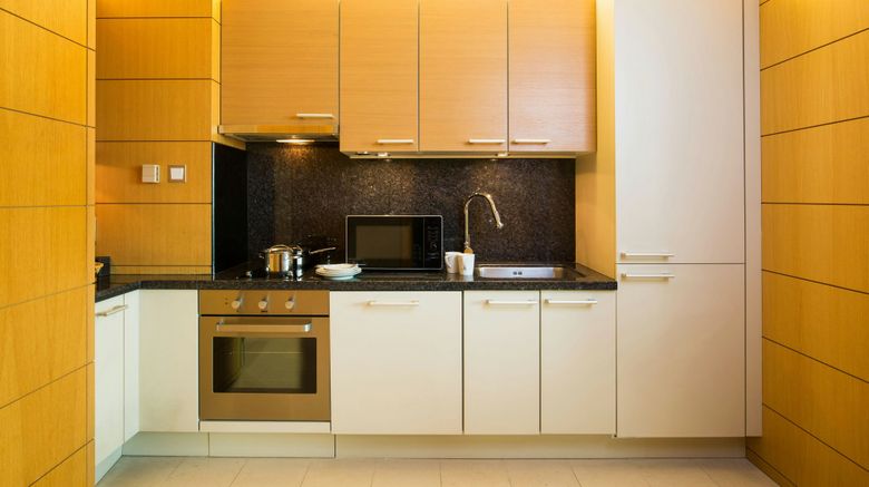 <b>Yeouido Park Centre-Marriott Exec Apts Room</b>. Images powered by <a href="https://www.leonardoworldwide.com/" title="Leonardo Worldwide" target="_blank">Leonardo</a>.