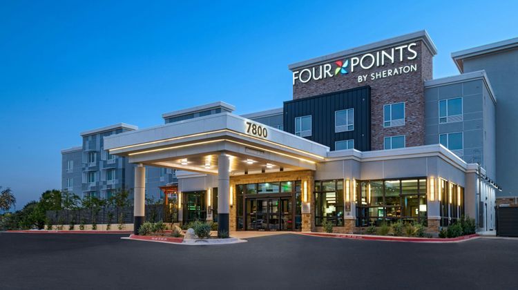 Four Points Austin Airport Exterior