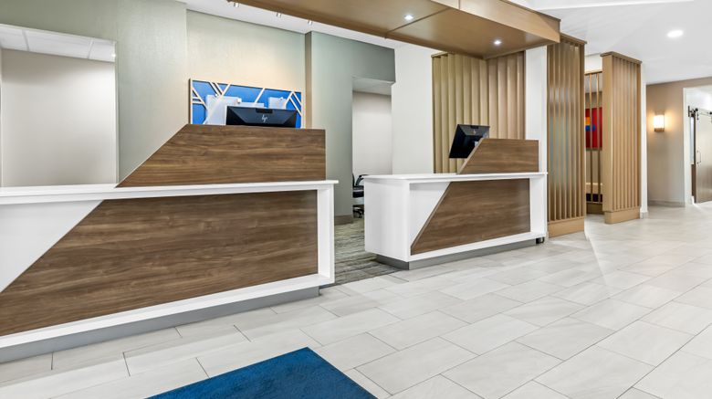 <b>Holiday Inn Express & Suites Florence NE Exterior</b>. Images powered by <a href="https://www.leonardoworldwide.com/" title="Leonardo Worldwide" target="_blank">Leonardo</a>.