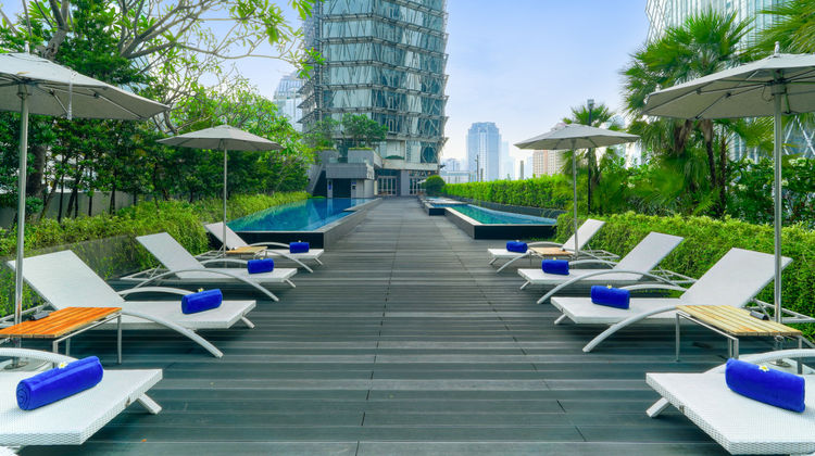 Discovery SCBD Jakarta Pool