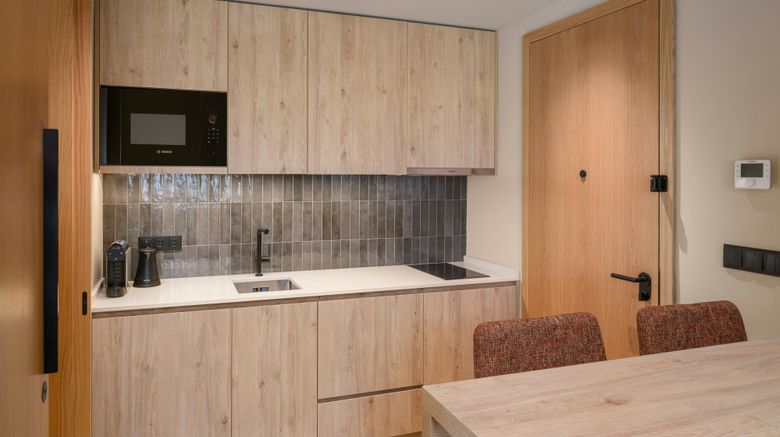 <b>Residence Inn by Marriott Lisbon Room</b>. Images powered by <a href="https://www.leonardoworldwide.com/" title="Leonardo Worldwide" target="_blank">Leonardo</a>.