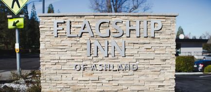 Flagship Inn of Ashland Exterior