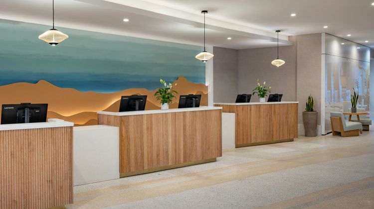 Marriott Resort & Stellaris Casino Lobby