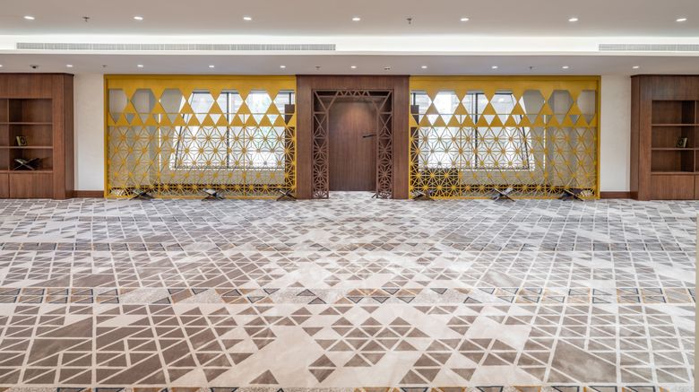 <b>DoubleTree Aziziyah Meeting</b>. Images powered by <a href="https://www.leonardoworldwide.com/" title="Leonardo Worldwide" target="_blank">Leonardo</a>.