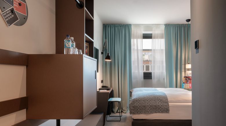 <b>Pierdrei Hotel Hafencity Hamburg Room</b>. Images powered by <a href="https://www.leonardoworldwide.com/" title="Leonardo Worldwide" target="_blank">Leonardo</a>.