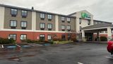 Holiday Inn Express & Suites Alliance Exterior