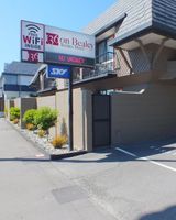 136 On Bealey Motel