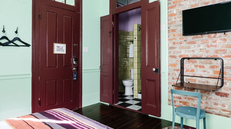 <b>The Frenchmen Hotel Room</b>. Images powered by <a href="https://www.leonardoworldwide.com/" title="Leonardo Worldwide" target="_blank">Leonardo</a>.