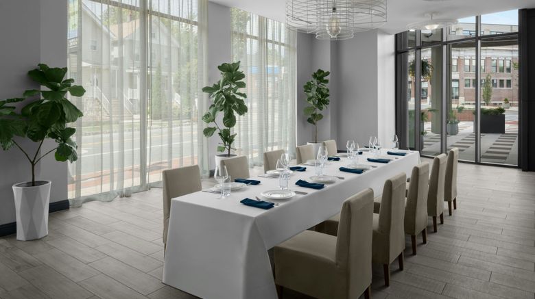 <b>The MC Hotel, Autograph Collection Meeting</b>. Images powered by <a href="https://www.leonardoworldwide.com/" title="Leonardo Worldwide" target="_blank">Leonardo</a>.