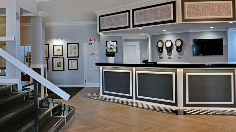 ANEW Resort Wilderness Lobby