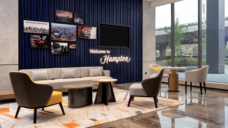 <b>Hampton Inn Zhengzhou Airport Lobby</b>. Images powered by <a href="https://www.leonardoworldwide.com/" title="Leonardo Worldwide" target="_blank">Leonardo</a>.