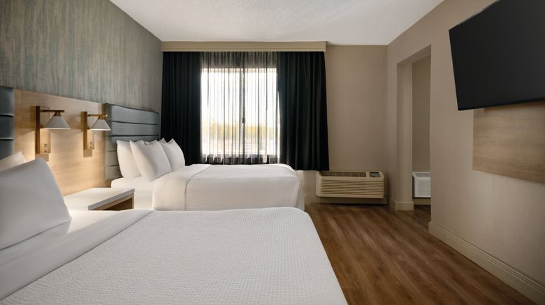 <b>Hotel Terrasses Royales Suite</b>. Images powered by <a href="https://www.leonardoworldwide.com/" title="Leonardo Worldwide" target="_blank">Leonardo</a>.
