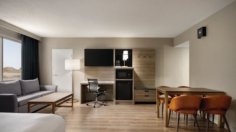 <b>Hotel Terrasses Royales Suite</b>. Images powered by <a href="https://www.leonardoworldwide.com/" title="Leonardo Worldwide" target="_blank">Leonardo</a>.
