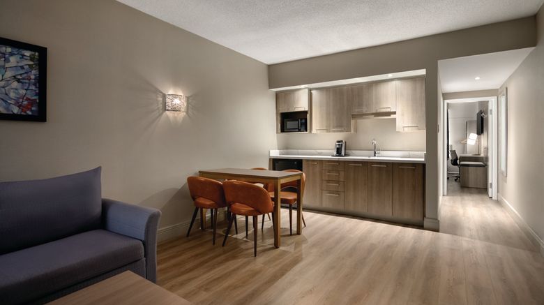 <b>Hotel Terrasses Royales Suite</b>. Images powered by <a href="https://www.leonardoworldwide.com/" title="Leonardo Worldwide" target="_blank">Leonardo</a>.