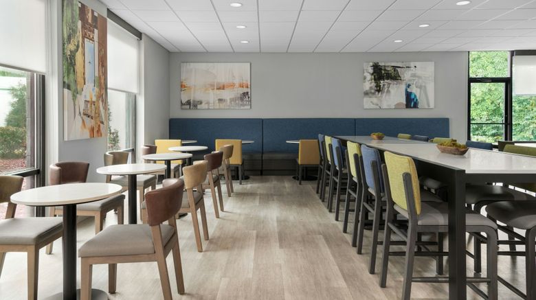 <b>City Express Charlotte South End Restaurant</b>. Images powered by <a href="https://www.leonardoworldwide.com/" title="Leonardo Worldwide" target="_blank">Leonardo</a>.