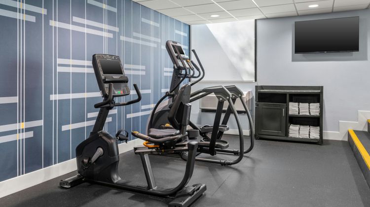 City Express Charlotte South End Health Club