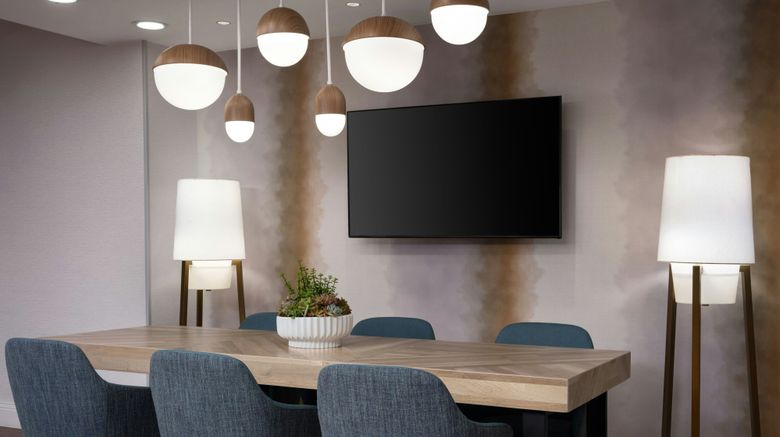 <b>TownePlace Suites Phoenix/Chandler Meeting</b>. Images powered by <a href="https://www.leonardoworldwide.com/" title="Leonardo Worldwide" target="_blank">Leonardo</a>.