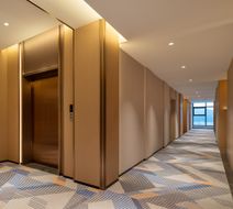Holiday Inn Exp Kunming Yiliang Center Lobby