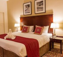 Old Swan Hotel Room