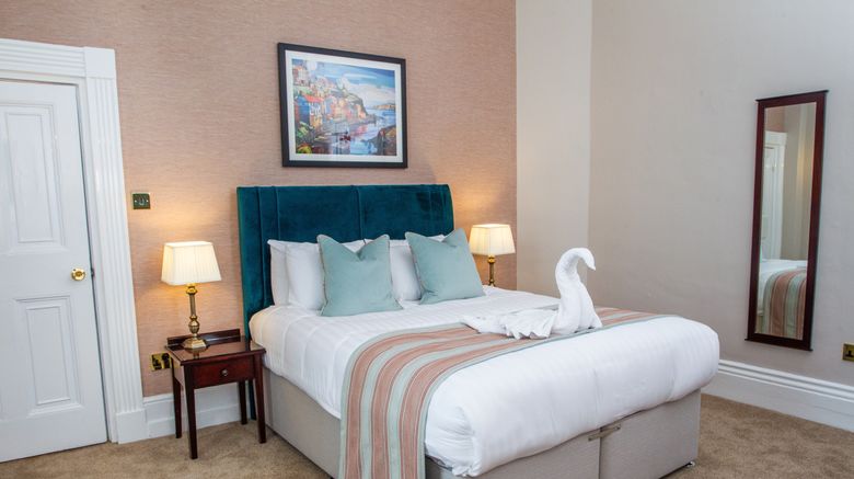 <b>Old Swan Hotel Suite</b>. Images powered by <a href="https://www.leonardoworldwide.com/" title="Leonardo Worldwide" target="_blank">Leonardo</a>.