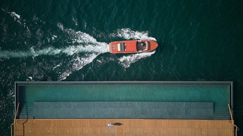 <b>Mandarin Oriental, Lago di Como Pool</b>. Images powered by <a href="https://www.leonardoworldwide.com/" title="Leonardo Worldwide" target="_blank">Leonardo</a>.