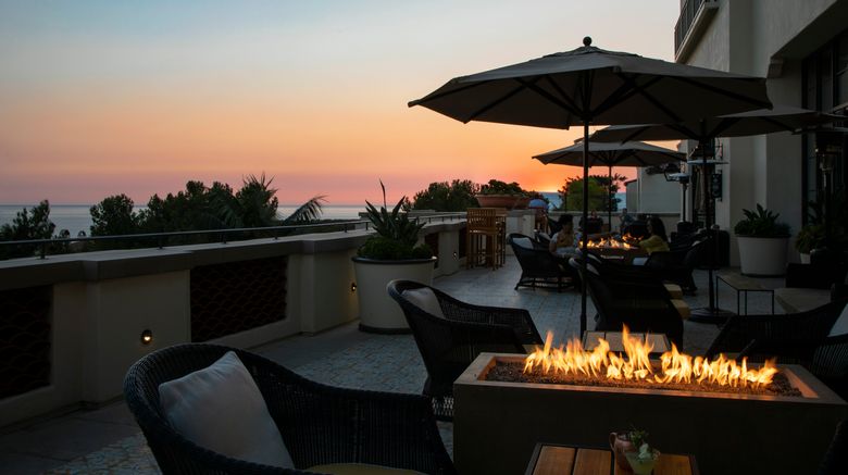 <b>Terranea Resort Lobby</b>. Images powered by <a href="https://www.leonardoworldwide.com/" title="Leonardo Worldwide" target="_blank">Leonardo</a>.