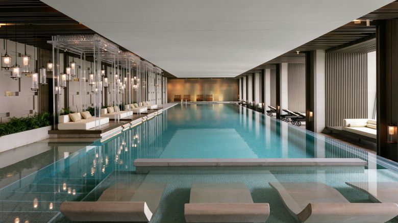<b>JW Marriott Marquis, Shanghai Pudong Pool</b>. Images powered by <a href="https://www.leonardoworldwide.com/" title="Leonardo Worldwide" target="_blank">Leonardo</a>.