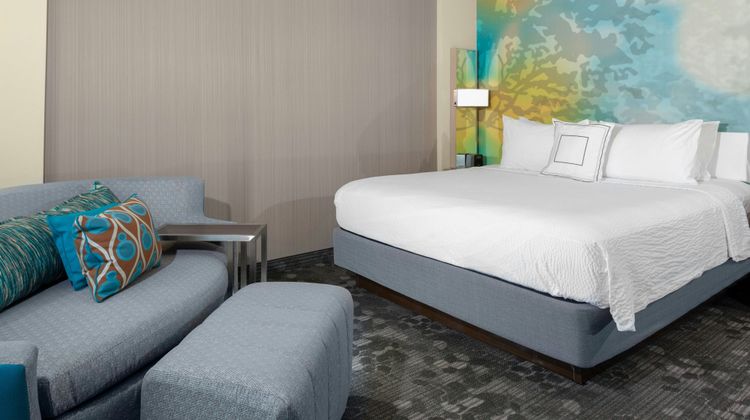 Courtyard St Louis West County Room