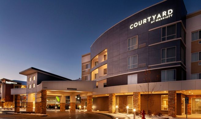 Courtyard St Louis West County Exterior