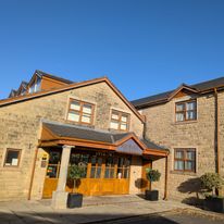 Red Hall Hotel