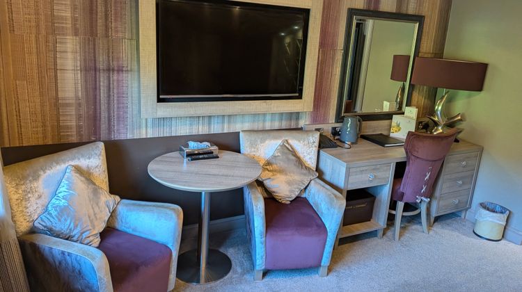 Red Hall Hotel Suite