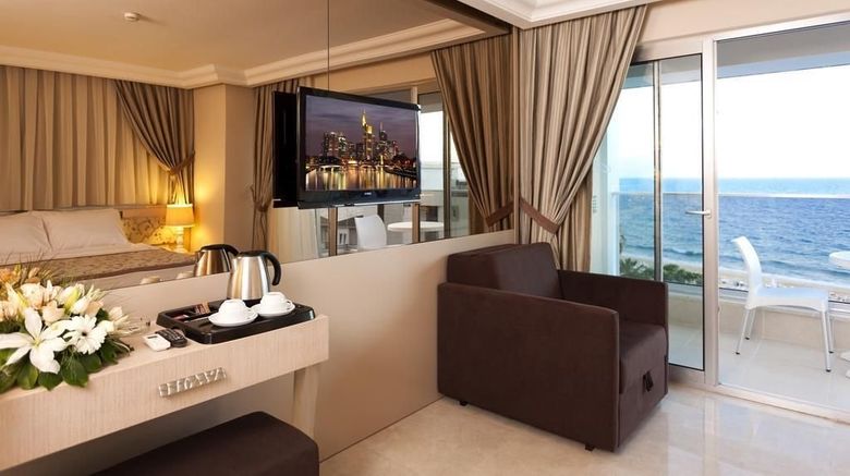 <b>Xperia Saray Beach Hotel Suite</b>. Images powered by <a href="https://www.leonardoworldwide.com/" title="Leonardo Worldwide" target="_blank">Leonardo</a>.