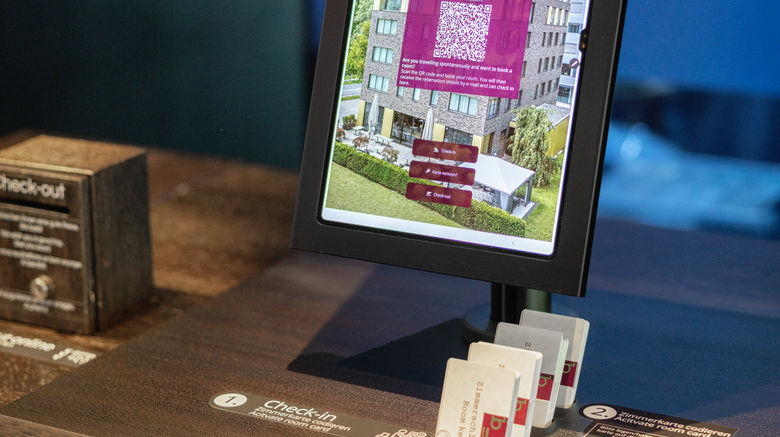 <b>b_smart Hotel Bendern Lobby</b>. Images powered by <a href="https://www.leonardoworldwide.com/" title="Leonardo Worldwide" target="_blank">Leonardo</a>.
