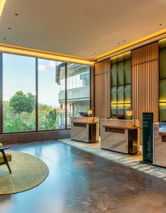 Holiday Inn Jingmai