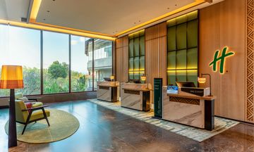 Holiday Inn Jingmai