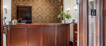 The Metropole Guest House Lobby