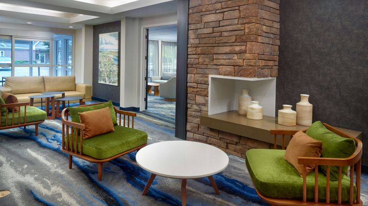 Fairfield Inn by Marriott Lobby