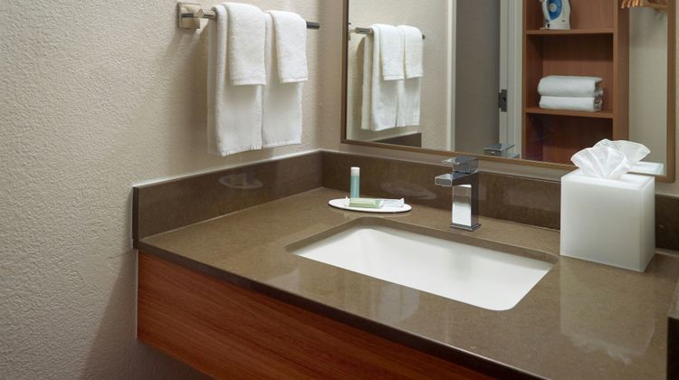 Fairfield Inn by Marriott Room