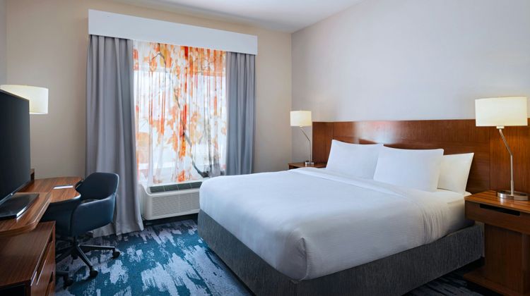 Fairfield Inn & Suites Austin San Marcos Room