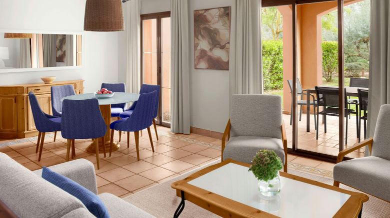 <b>Marriott's Club Son Antem Room</b>. Images powered by <a href="https://www.leonardoworldwide.com/" title="Leonardo Worldwide" target="_blank">Leonardo</a>.