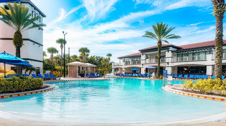 Fantasyworld Resort Pool