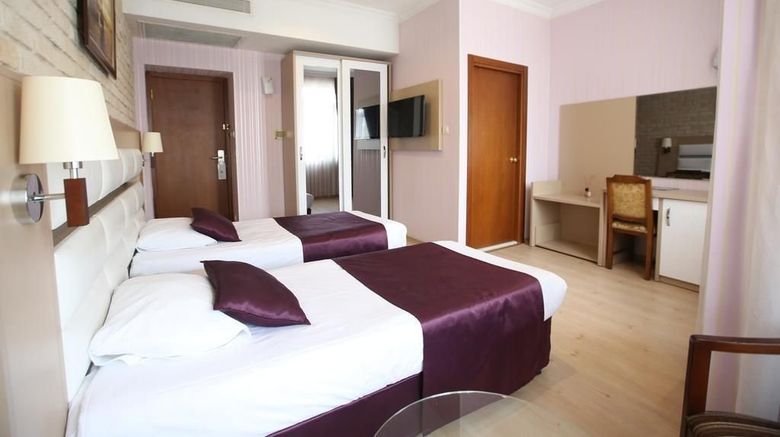 <b>Nil Hotel Room</b>. Images powered by <a href="https://www.leonardoworldwide.com/" title="Leonardo Worldwide" target="_blank">Leonardo</a>.