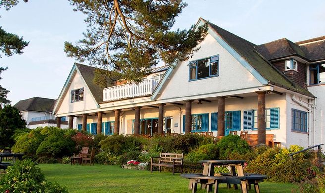 Knoll House Hotel Exterior