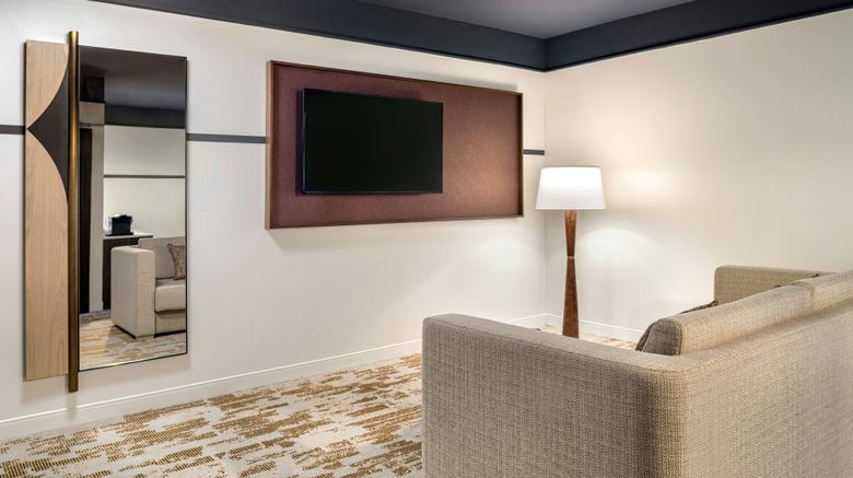 <b>The Elmore Hotel, DFW Southlake Room</b>. Images powered by <a href="https://www.leonardoworldwide.com/" title="Leonardo Worldwide" target="_blank">Leonardo</a>.