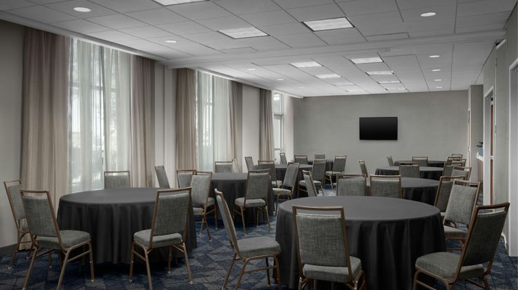 Fairfield Inn & Suites Fashion Center Meeting
